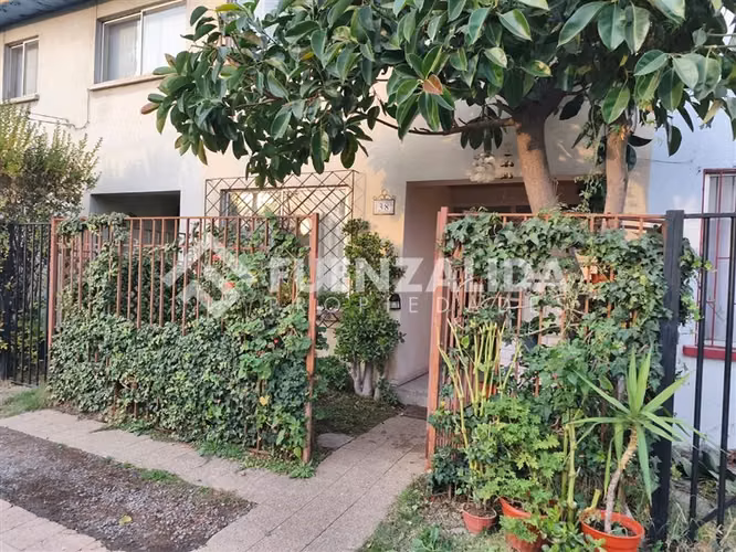 Venta de casa 4 dormitorios. 3 baños en La Florida