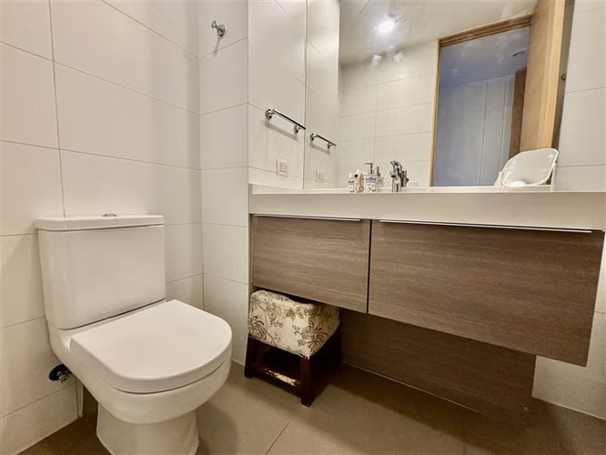 Departamento en venta de 3 dorm. en Lo Barnechea