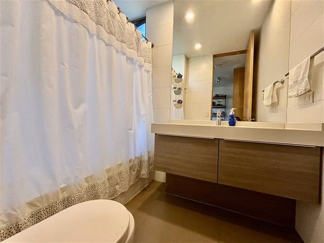 Departamento en venta de 3 dorm. en Lo Barnechea