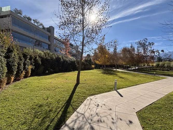 Departamento en venta de 3 dorm. en Lo Barnechea
