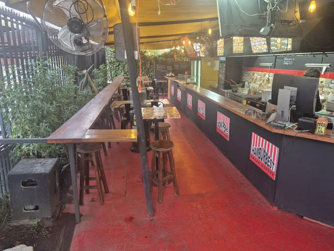 Arriendo administracion delegada local de tacos y hamburguesas