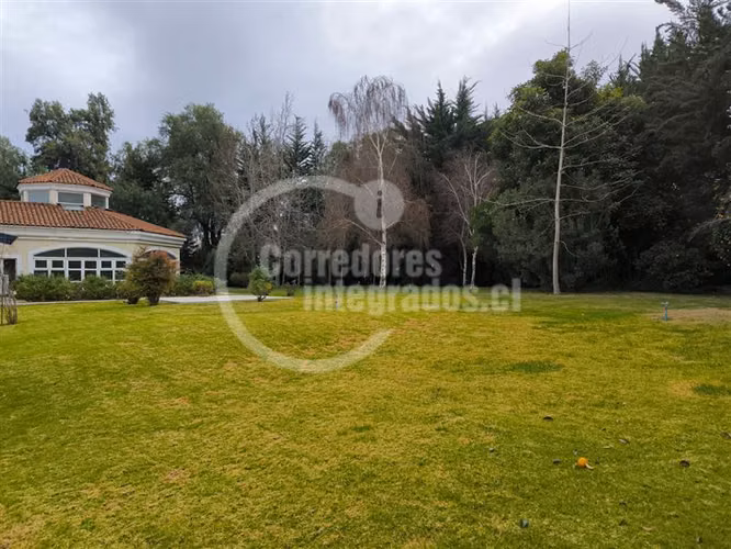 Oficina en Venta en Colina
