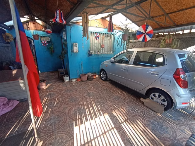 Casa en venta de 3 dorm. en La Pintana