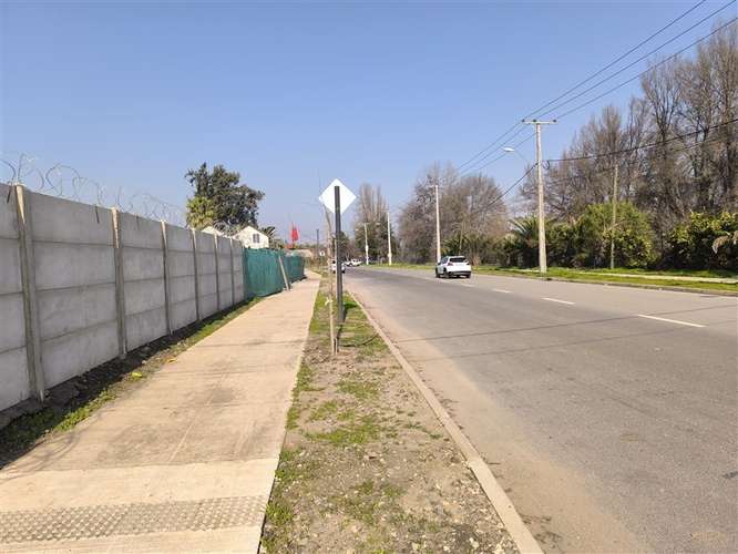 Casa en venta de 3 dorm. en Peñaflor - Imagen 2