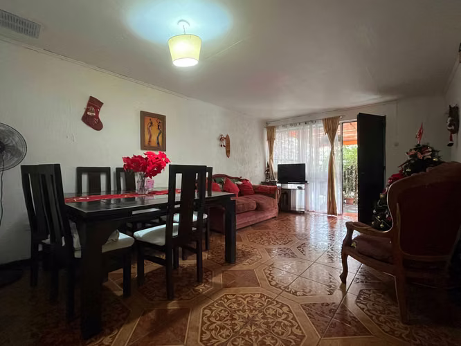 OPORTUNIDAD UNICA! Cómoda Casa 3D 1B 3E! (168484) - Imagen 4