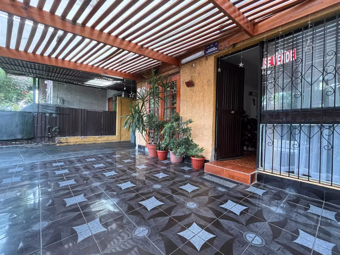 OPORTUNIDAD UNICA! Cómoda Casa 3D 1B 3E! (168484) - Imagen 2