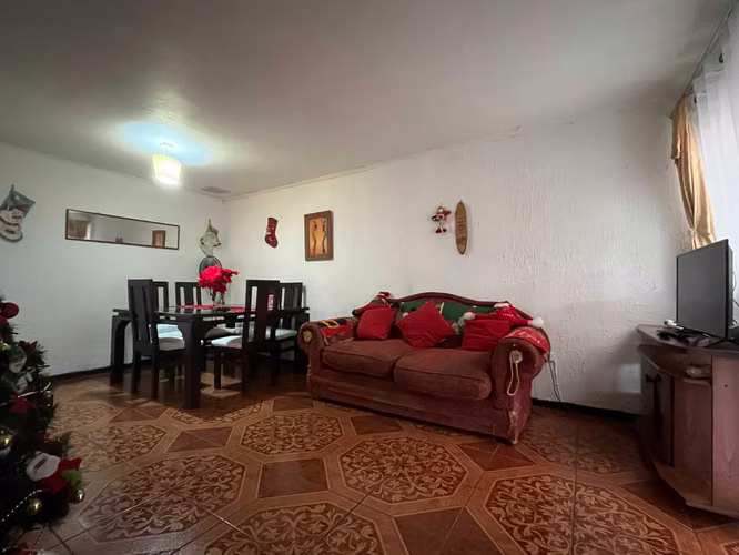 OPORTUNIDAD UNICA! Cómoda Casa 3D 1B 3E! (168484) - Imagen 3