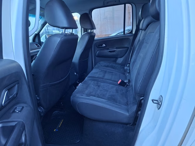 VOLKSWAGEN AMAROK HIGHLINE 4X4  AUT 2.0