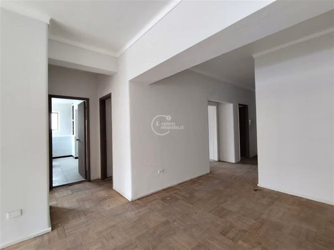 arriendo oficina de amplios espacios, centro Viña del Mar