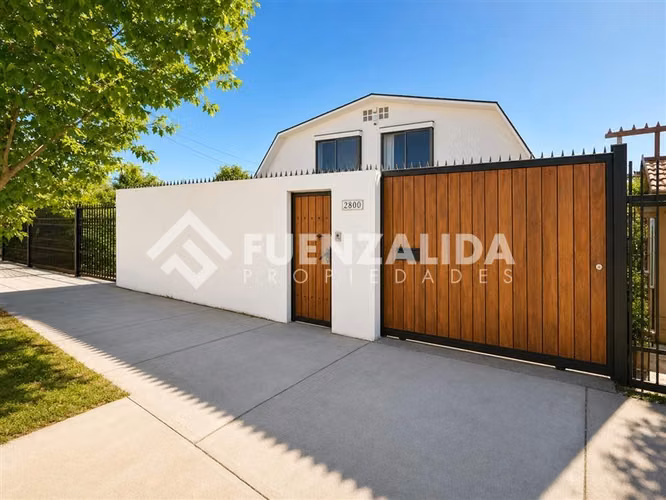 Casa en venta de 5 dorm Y Piscina en Jardin Alto