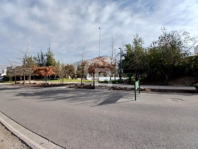 Cercano a Colegio Alemán - Piedra Roja - Chicureo - Imagen 15