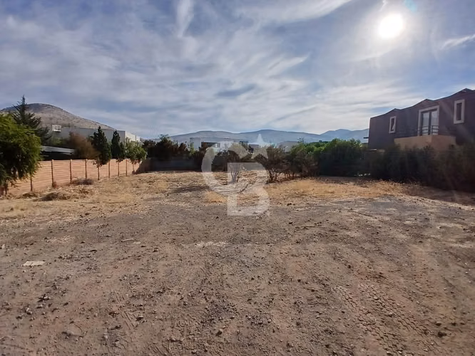 Cercano a Colegio Alemán - Piedra Roja - Chicureo - Imagen 2