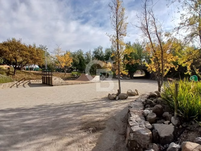 Cercano a Colegio Alemán - Piedra Roja - Chicureo - Imagen 10