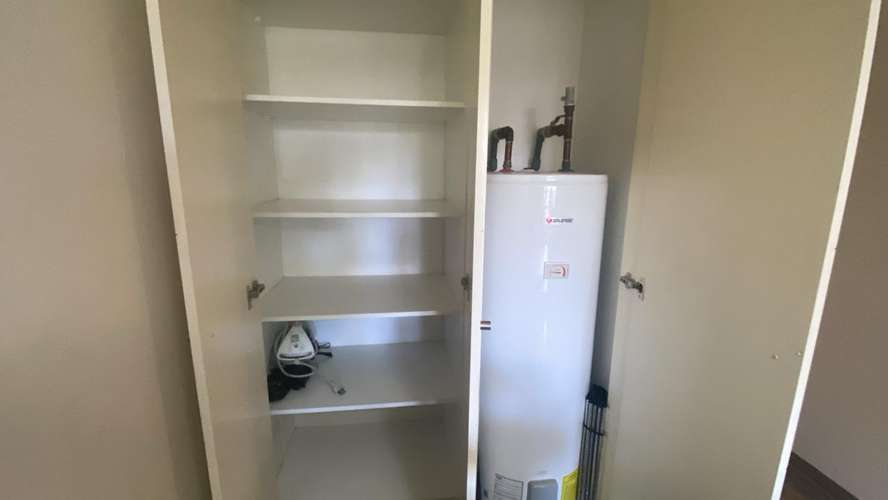 Departamento 2 dormitorios en venta, condominio seguro, Pucón, excelente estado