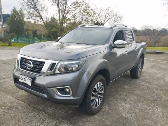 NISSAN NP300 2020