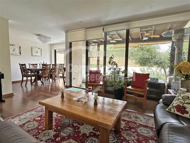 Casa en condominio La Reina Alta, Oportunidad!