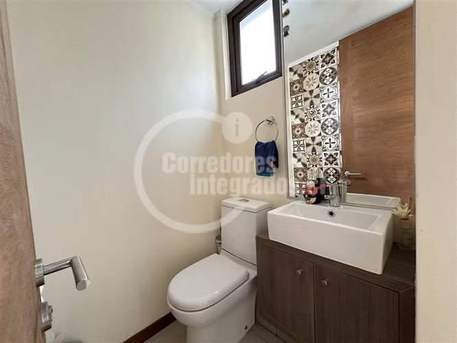 Casa en condominio La Reina Alta, Oportunidad!