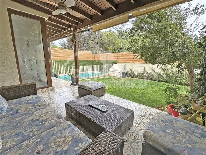 Casa en condominio La Reina Alta, Oportunidad!