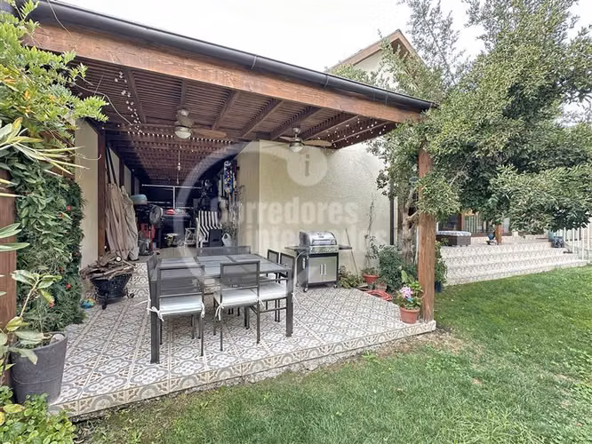 Casa en condominio La Reina Alta, Oportunidad!