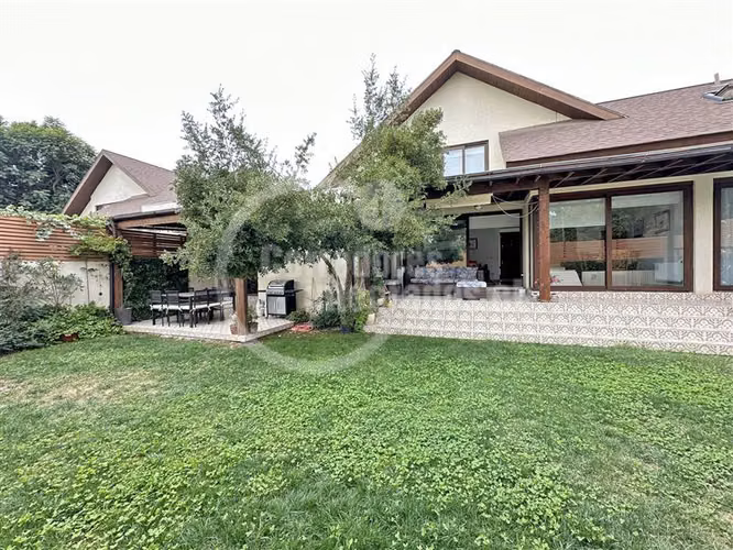 Casa en condominio La Reina Alta, Oportunidad!