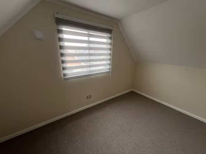 Arriendo hermosa casa, nueva, 3 dormitorios, 2 baños y estacionamiento.