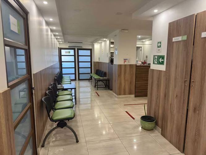 Gran Oficina 126 m2 en Edif Arenas Coquimbo (168492)