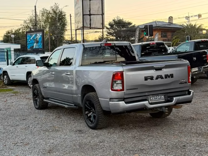RAM 1500 3.6 4X4 QUAD CAB DOB. CAB. AT 4P 2020