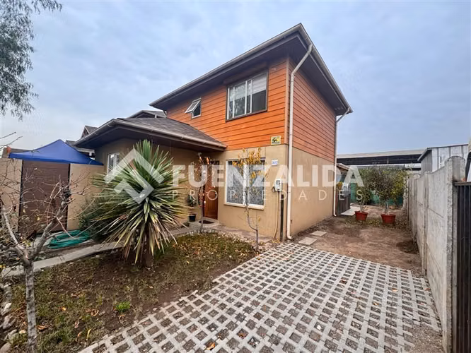 Venta Peñaflor 3D 3B, aislada dorm. princ. en primer piso