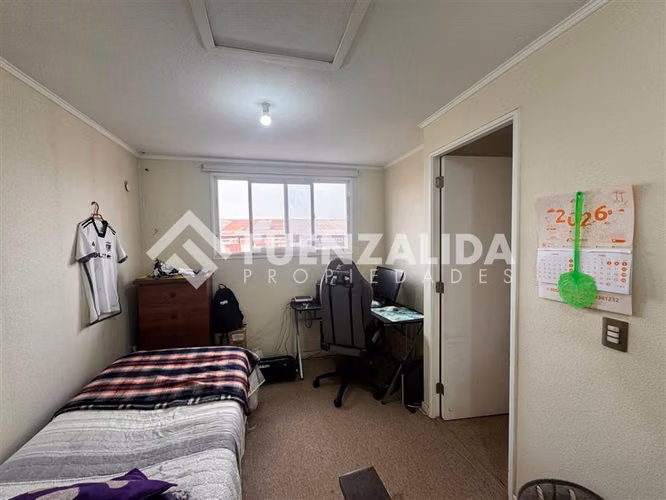 Venta Peñaflor 3D 3B, aislada dorm. princ. en primer piso