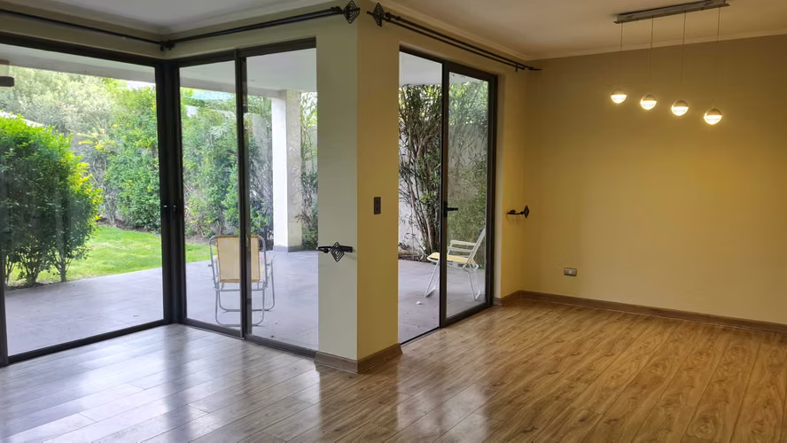 Venta 3D  + piscina a pasos de colegio (100895) - Imagen 3
