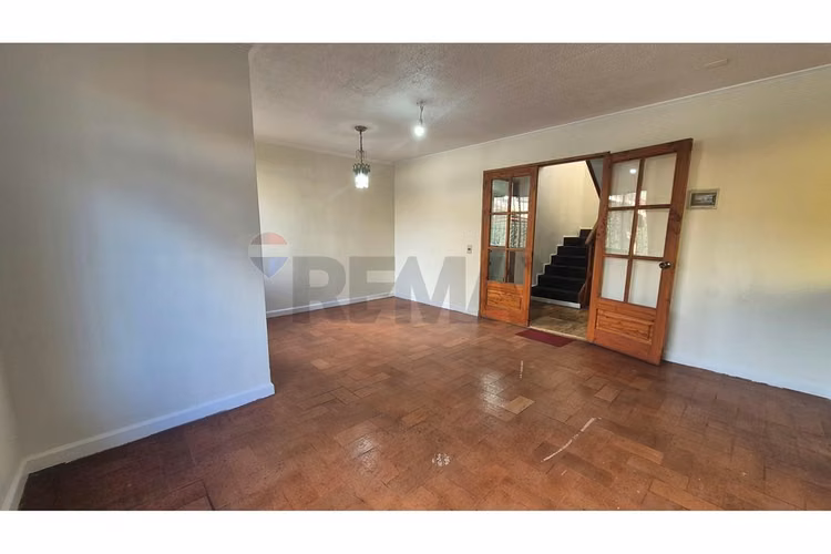 Casa amplia en huertos familiares
