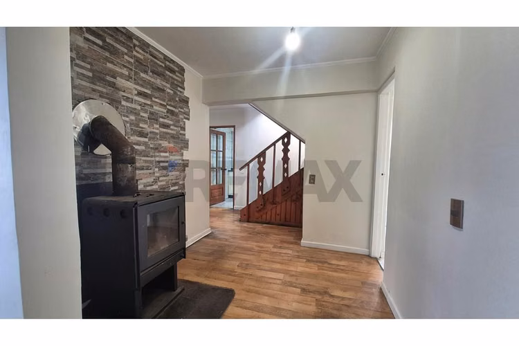 Casa amplia en huertos familiares