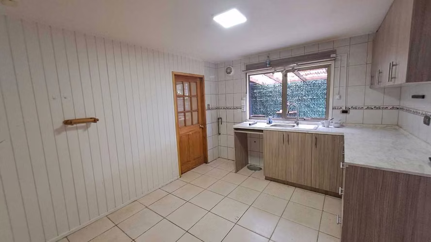Amplia Casa en Venta Sector Centro Pto. Aysen (168584)