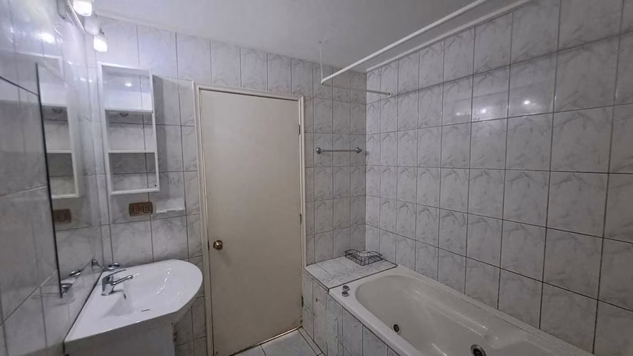 Amplia Casa en Venta Sector Centro Pto. Aysen (168584)