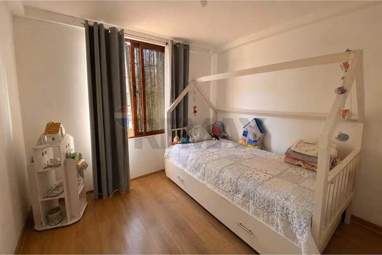 Venta gran casa en la florida. 4d y 2b