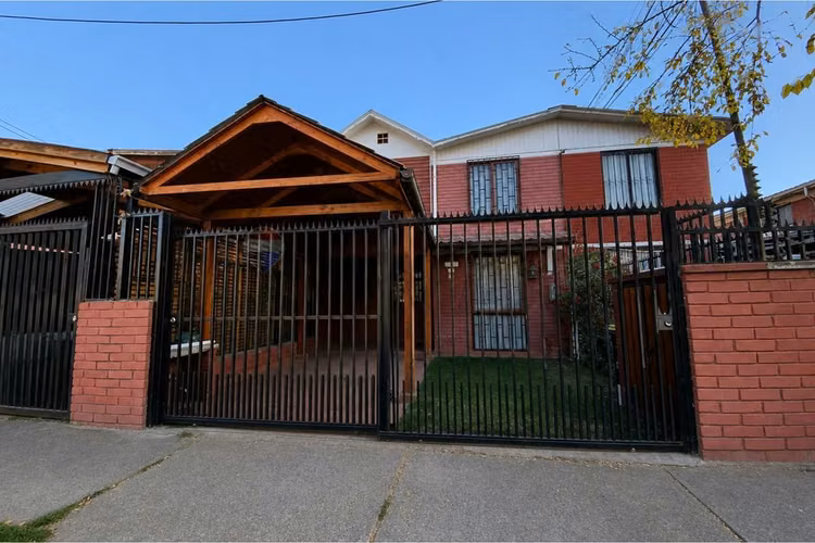 Venta gran casa en la florida. 4d y 2b