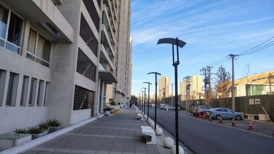 VENTA ESTACIONAMIENTO MACUL