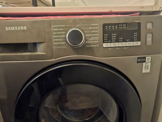 Arriendo pieza con baño privado