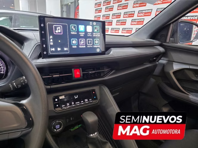 TOYOTA YARIS CROSS 2024