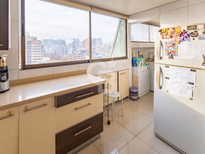 4D/4B + Estacionamiento y Bodega | Vista Despejada