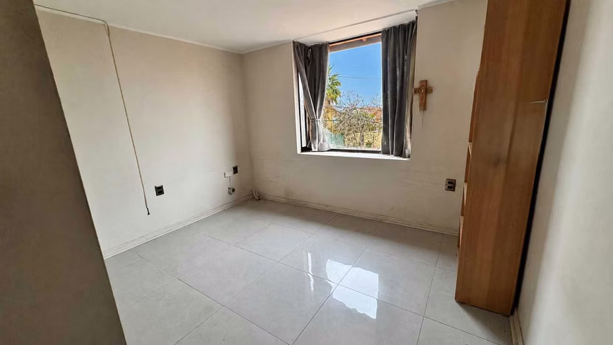 Gran terreno con piscina, jacuzzi y quincho (168629)