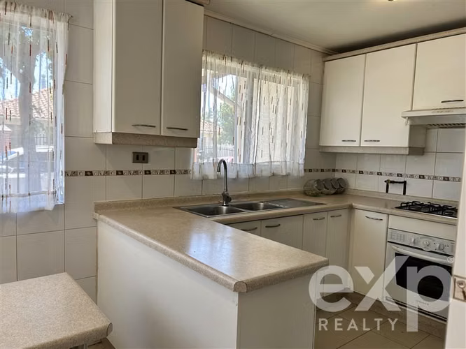 Casa en venta de 4 dorm. con Piscina en Machalí