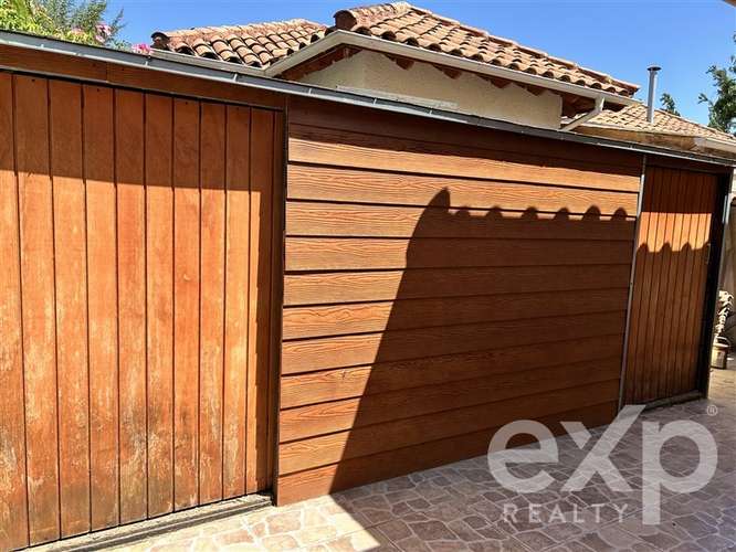 Casa en venta de 4 dorm. con Piscina en Machalí