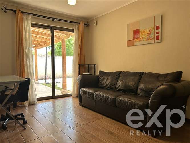 Casa en venta de 4 dorm. con Piscina en Machalí