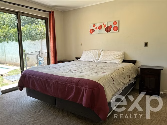Casa en venta de 4 dorm. con Piscina en Machalí
