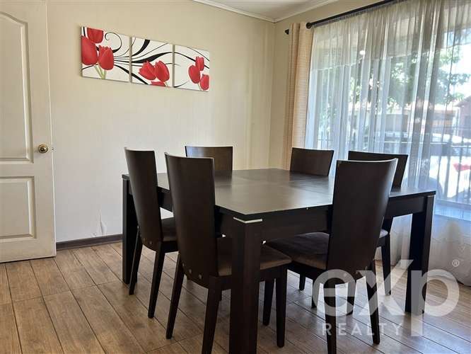 Casa en venta de 4 dorm. con Piscina en Machalí