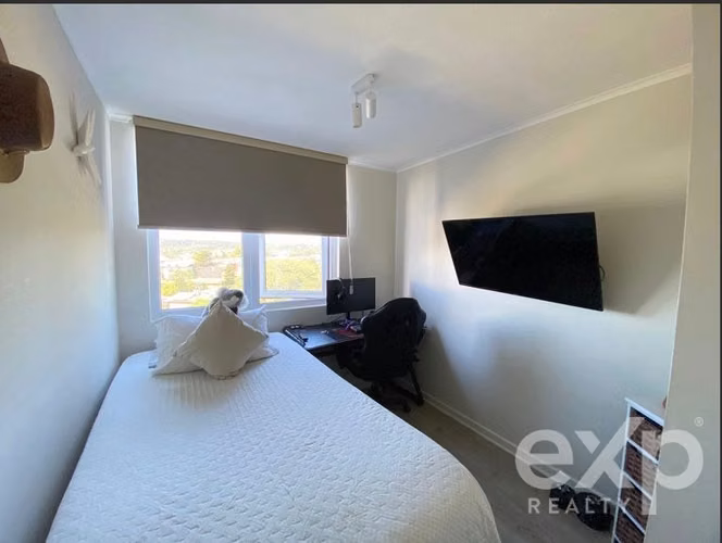 Departamento en venta de 3 dorm. con vista despejada