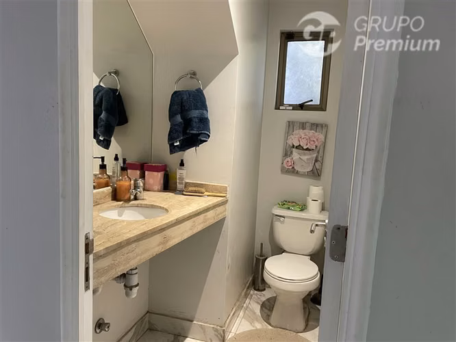 Casa en venta de 7D, 3B, 3E. en Huechuraba