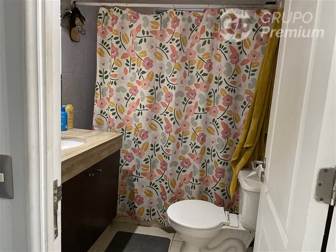 Casa en venta de 7D, 3B, 3E. en Huechuraba