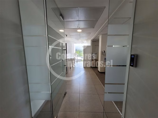 Oficina en arriendo en LB, DEHESA CENTRAL, Los Cactus